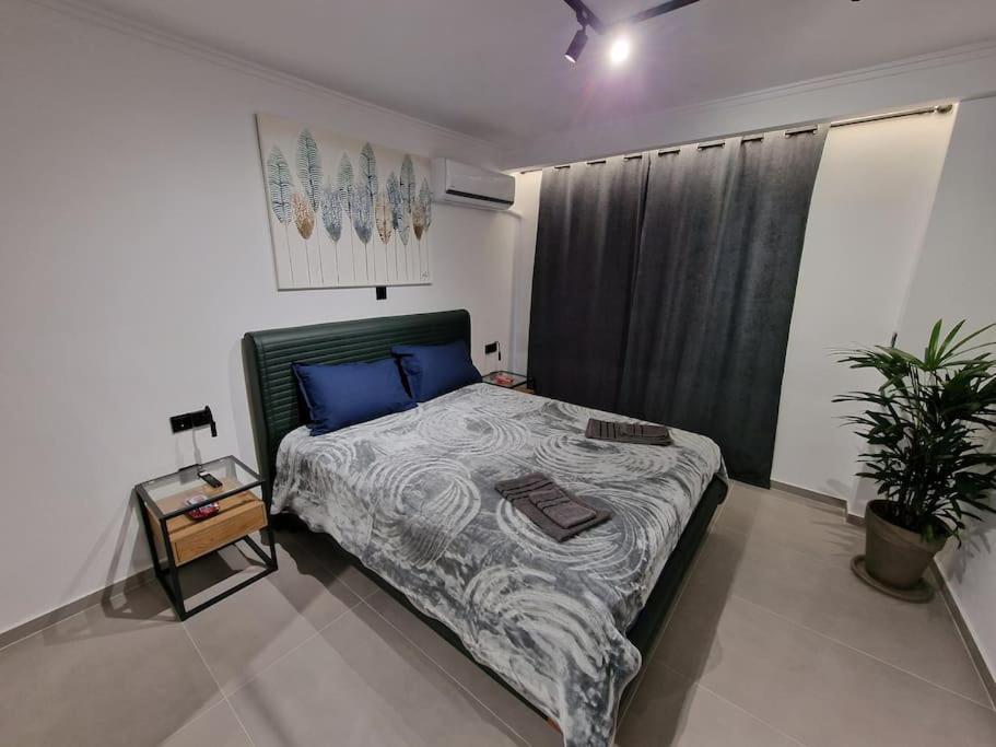Patras Blue Sea And Sky Deluxe Apartment Luaran gambar