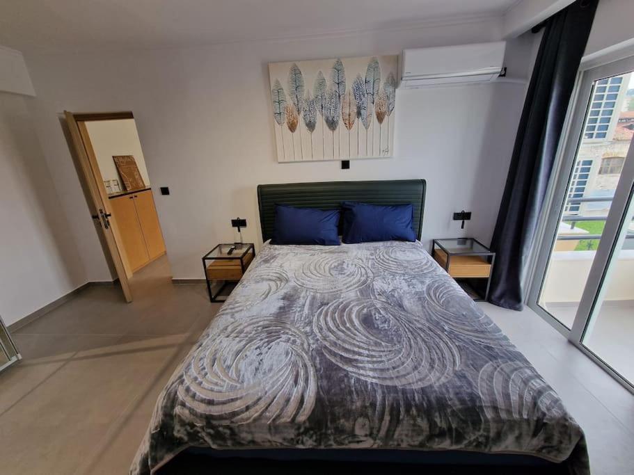 Patras Blue Sea And Sky Deluxe Apartment Luaran gambar